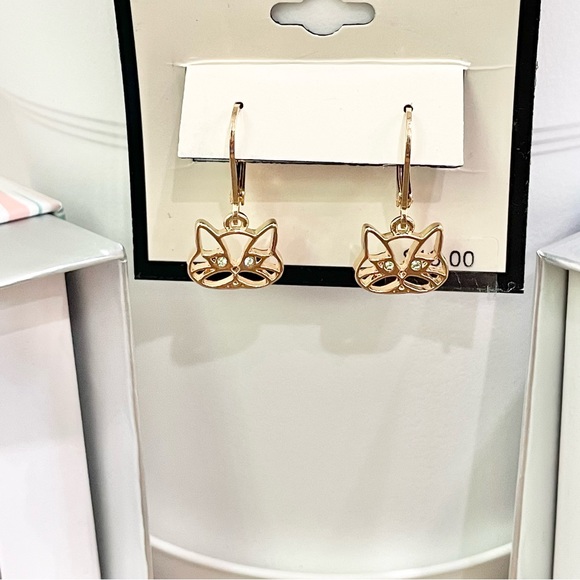 NWT cat paw print necklace, mermaid cat necklace, and cat earrings - Picture 4 of 6